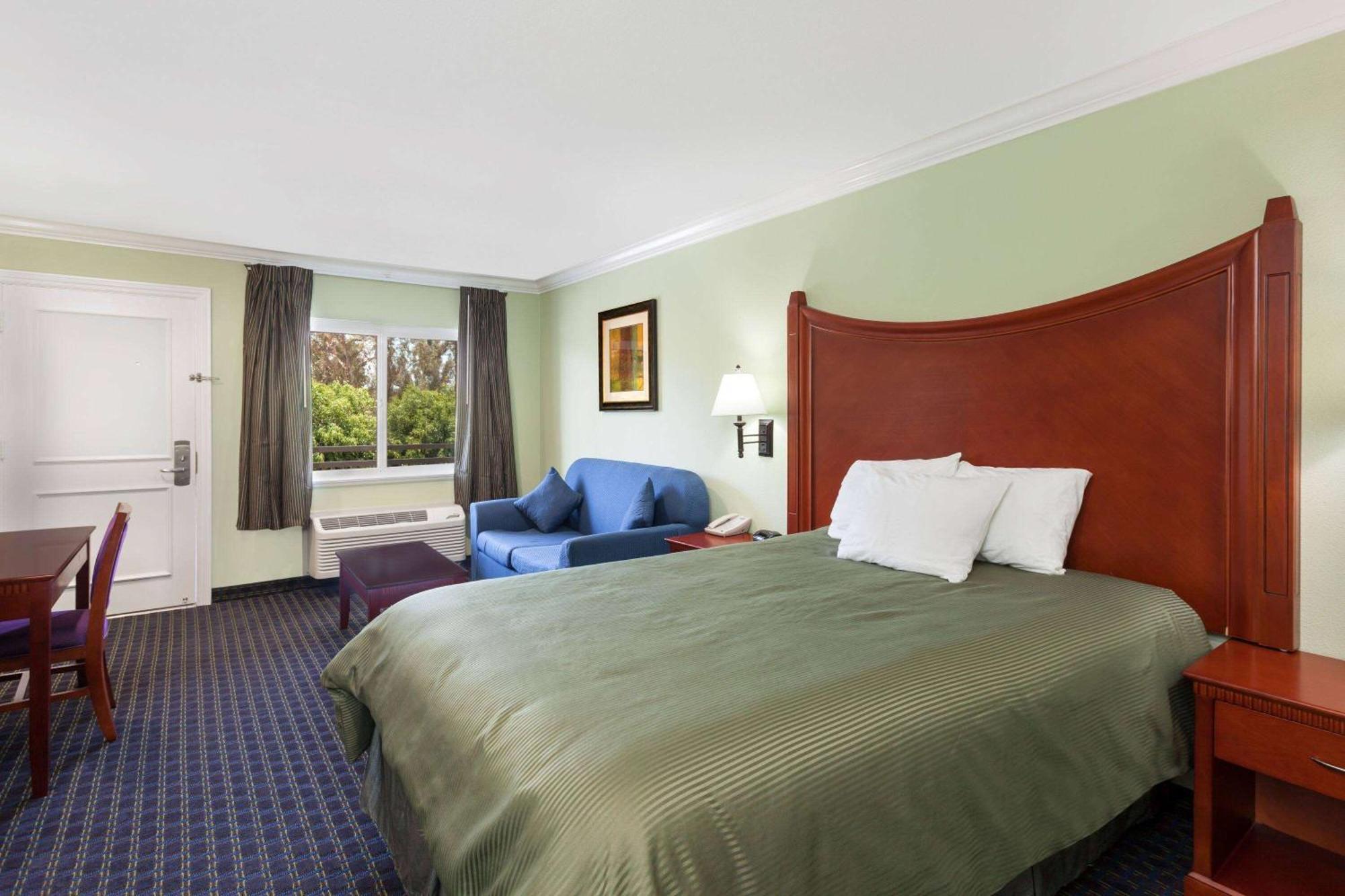 Travelodge By Wyndham Orange County Airport/ Costa Mesa Exterior foto